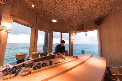 So Hands On by Akira 